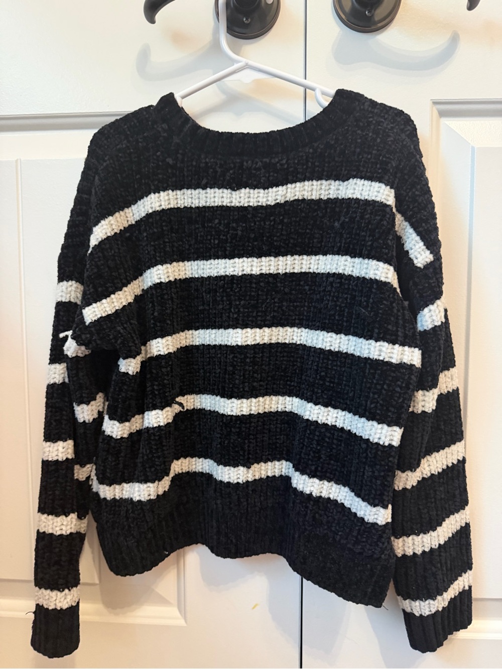 Black & White Striped girls Sweater